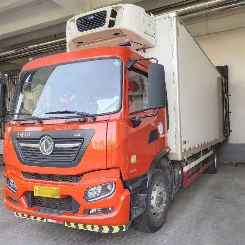 平鲁区萨迦县：物流专线的高效货运之旅